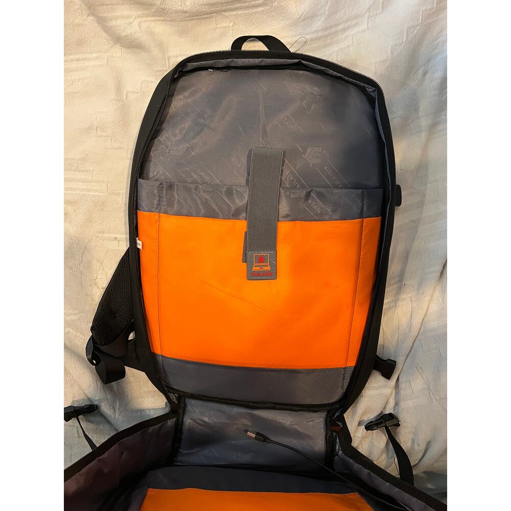 Cailaise Semi Hard Shell Motorcycle Backpack - Picture 4 of 4